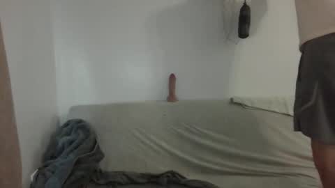 Wesley And Kale online show from April 6, 8:53 pm