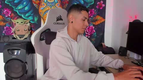 wex online show from December 23, 6:05 pm