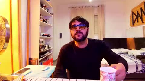 whereisthehugo online show from October 16, 1:02 am
