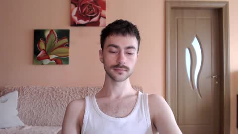 Tom online show from May 27, 11:18 am