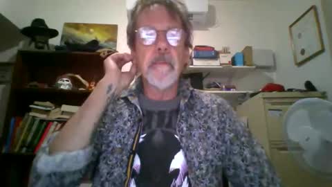 whiteboomer online show from March 12, 10:56 am