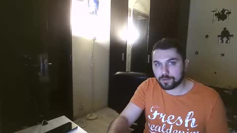 whiteboyjulius online show from January 20, 3:04 am