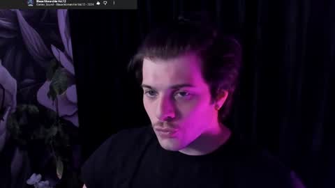 Gus online show from July 14, 9:21 pm
