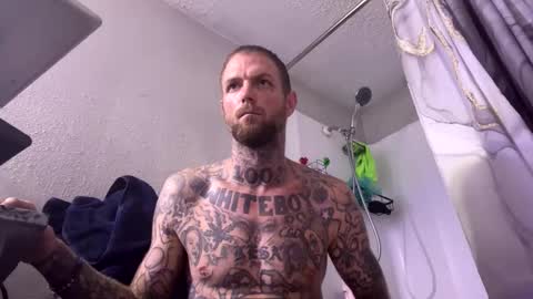 Snapshot of whyteboi8989 chatting on September 12, 2:11 am whyteboi8989 online show from September 12, 2:11 am