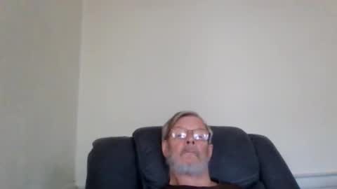 widoweddick online show from May 26, 4:58 pm