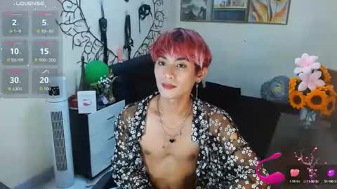 Snapshot of wildesttwinky chatting on October 13, 4:24 pm Arvie Rubio online show from October 13, 4:24 pm