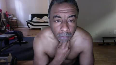 wildnight007 online show from February 3, 7:10 pm