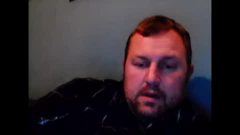 willywinkwer online show from April 2, 11:34 pm