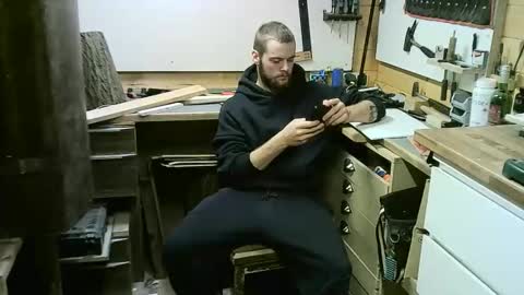 Snapshot of wolf021221 chatting on October 24, 6:09 pm wolf021221 online show from October 24, 6:09 pm