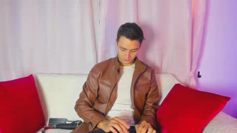 Andrew online show from July 28, 12:01 pm