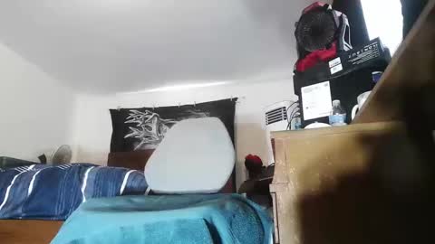 wolfman79 online show from February 15, 6:16 pm