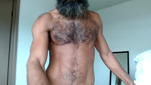 woof_wolf37 online show from June 19, 4:23 pm