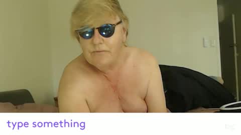 wwwwio online show from May 15, 12:41 am