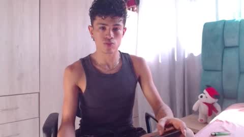 Snapshot of wyatt_444 chatting on January 7, 6:56 pm wyatt online show from January 7, 6:56 pm