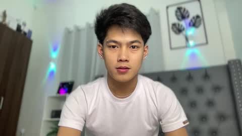 Prince Aldrian  online show from April 14, 7:13 pm