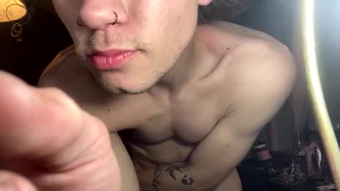 xander0zzz online show from February 1, 3:27 am