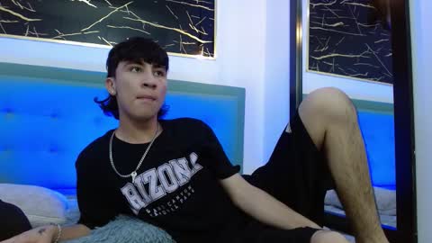 xandergrey8 online show from February 5, 7:54 pm