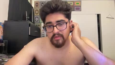 xavier_1169 online show from November 2, 7:51 pm