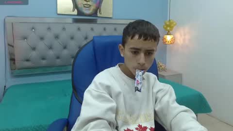 xavii_18_ online show from January 31, 1:02 pm