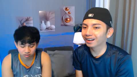 Charlie online show from March 3, 2:08 am