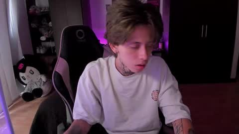 xIce Boy online show from February 13, 1:49 pm