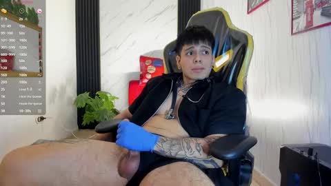      online show from October 31, 4:54 pm