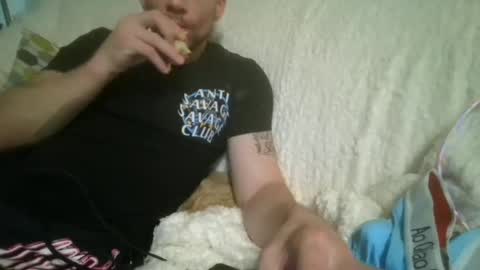 Snapshot of xlpack69 chatting on December 27, 6:31 pm John online show from December 27, 6:31 pm