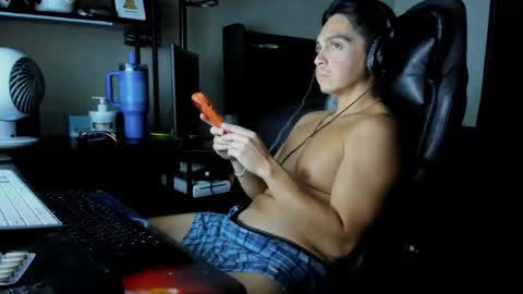 xoalejandroxo6 online show from April 5, 4:42 am