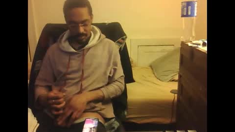 Snapshot of xone6 chatting on March 4, 7:08 am .-X-. online show from March 4, 7:08 am