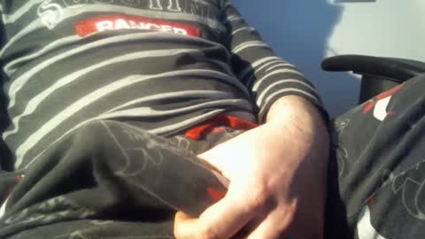 xoxopum online show from March 11, 9:15 pm