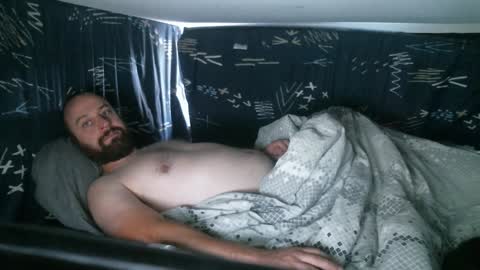 Red online show from January 2, 6:45 pm