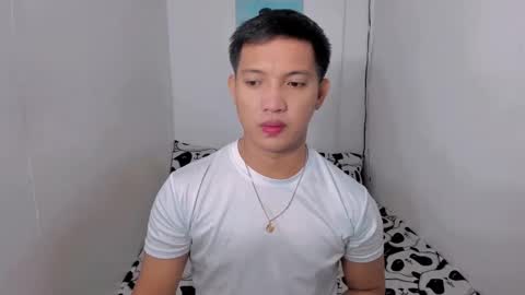 xsebastian19 online show from January 3, 7:29 pm