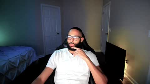 xxlrollingpapers online show from September 17, 12:11 am