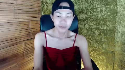 Snapshot of xxskinny_alonzoxx chatting on March 6, 9:20 pm Ali online show from March 6, 9:20 pm