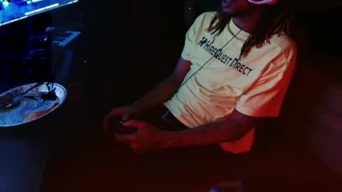 Snapshot of xxxjrstrokesxxx chatting on December 17, 12:34 am xxxjrstrokesxxx online show from December 17, 12:34 am