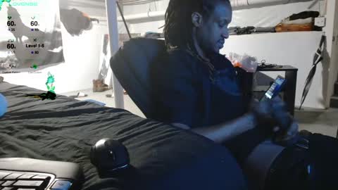 Snapshot of xxxjrstrokesxxx chatting on December 26, 2:01 am xxxjrstrokesxxx online show from December 26, 2:01 am