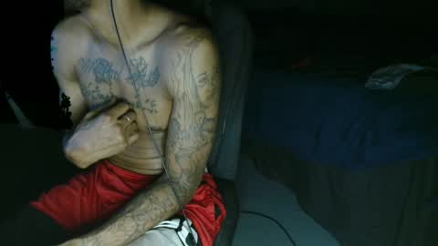 Snapshot of xxxjrstrokesxxx chatting on December 18, 4:42 am xxxjrstrokesxxx online show from December 18, 4:42 am
