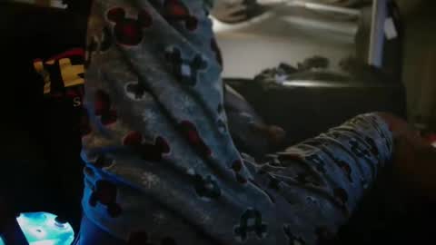 xxxjrstrokesxxx online show from February 11, 1:21 am