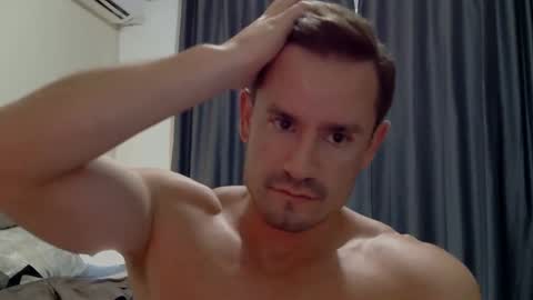 Snapshot of xxxmusclebigcockxxx chatting on December 22, 2:28 am xxxmusclebigcockxxx online show from December 22, 2:28 am