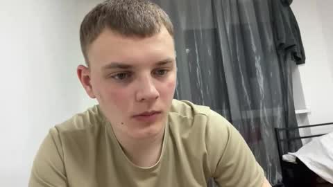 Leo online show from March 6, 8:17 pm