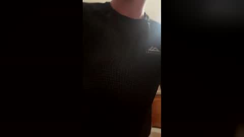 y8ungdick2026 online show from May 2, 9:39 pm
