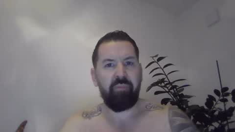 yakijoe online show from February 3, 10:59 pm