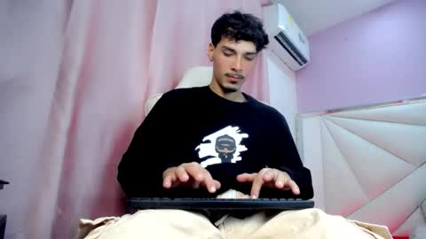 DANILO online show from December 14, 4:41 am