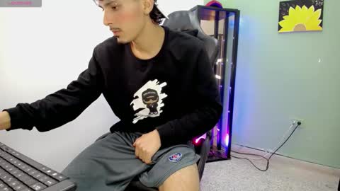 DANILO online show from December 5, 4:30 am