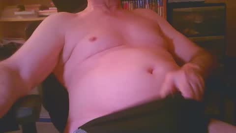Snapshot of yapamature chatting on December 3, 12:27 pm dupuy online show from December 3, 12:27 pm