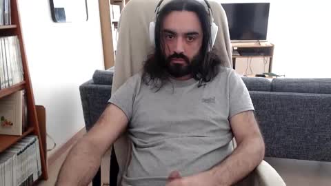 yeeaahoo online show from April 1, 9:11 am