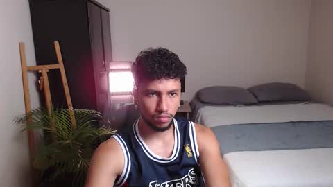 yeff online show from February 10, 1:32 am