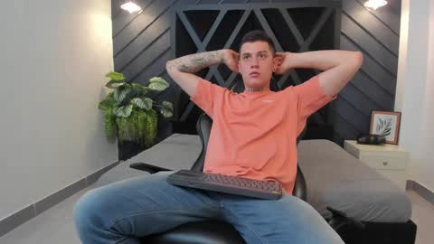 YEIKO ROMERO online show from December 19, 11:25 pm