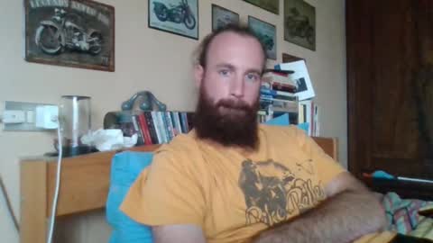 Snapshot of yeti_92 chatting on September 13, 7:42 am yeti_92 online show from September 13, 7:42 am