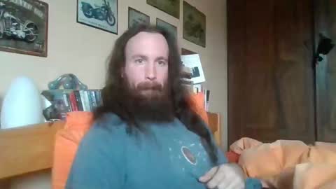 Snapshot of yeti_92 chatting on February 1, 10:26 am yeti_92 online show from February 1, 10:26 am